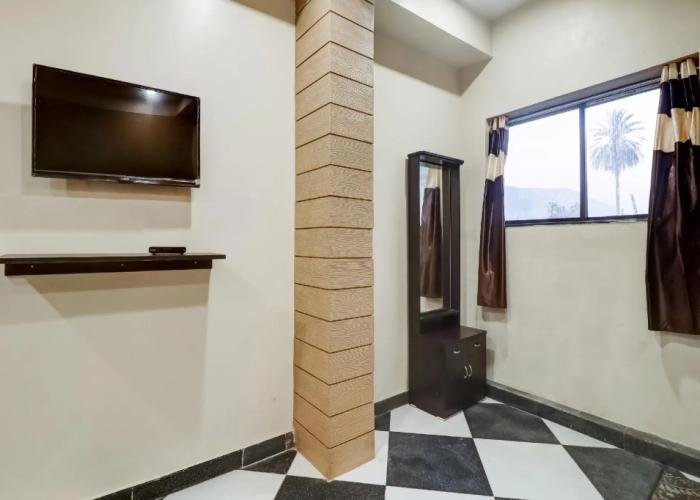 Collection O 77782 Mini Punjab Hill Side Rooms
