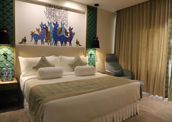 The Cruze Premium Boutique Hotel