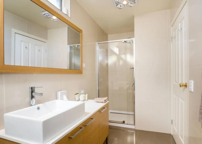 New Crossing Place Motel