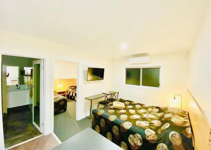 Auto Lodge Motor Inn