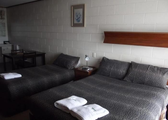 Morwell Parkside Motel
