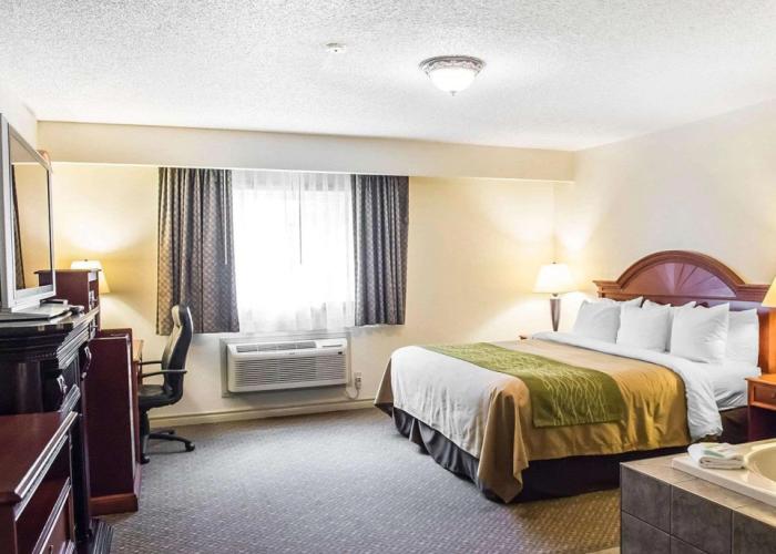 Comfort Inn & Suites Thousand Islands Harbour District
