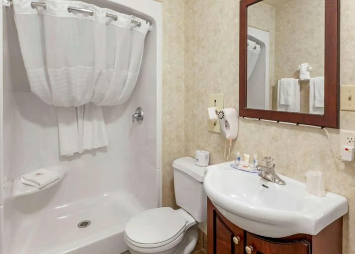 Comfort Inn & Suites Thousand Islands Harbour District