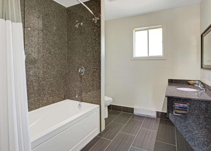 Howard Johnson by Wyndham Gananoque