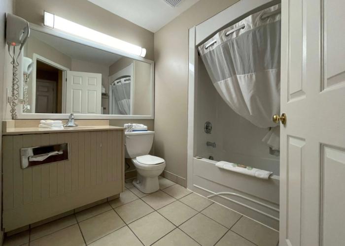 Super 8 by Wyndham Gananoque/Country Squire Resort
