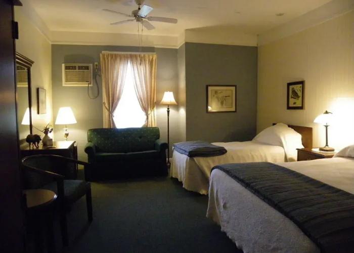 Hotel Kenney Rideau