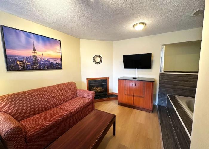 Riviera Inn and Suites 1000 Islands