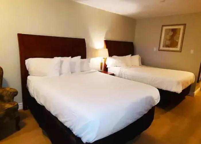 Riviera Inn and Suites 1000 Islands