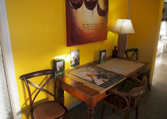 Sow and Piglets Guesthouse - Hostel