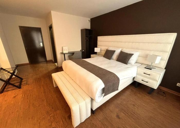 Escale Hotel