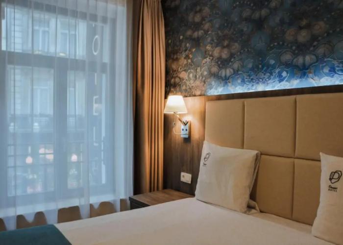 Dansaert Hotel