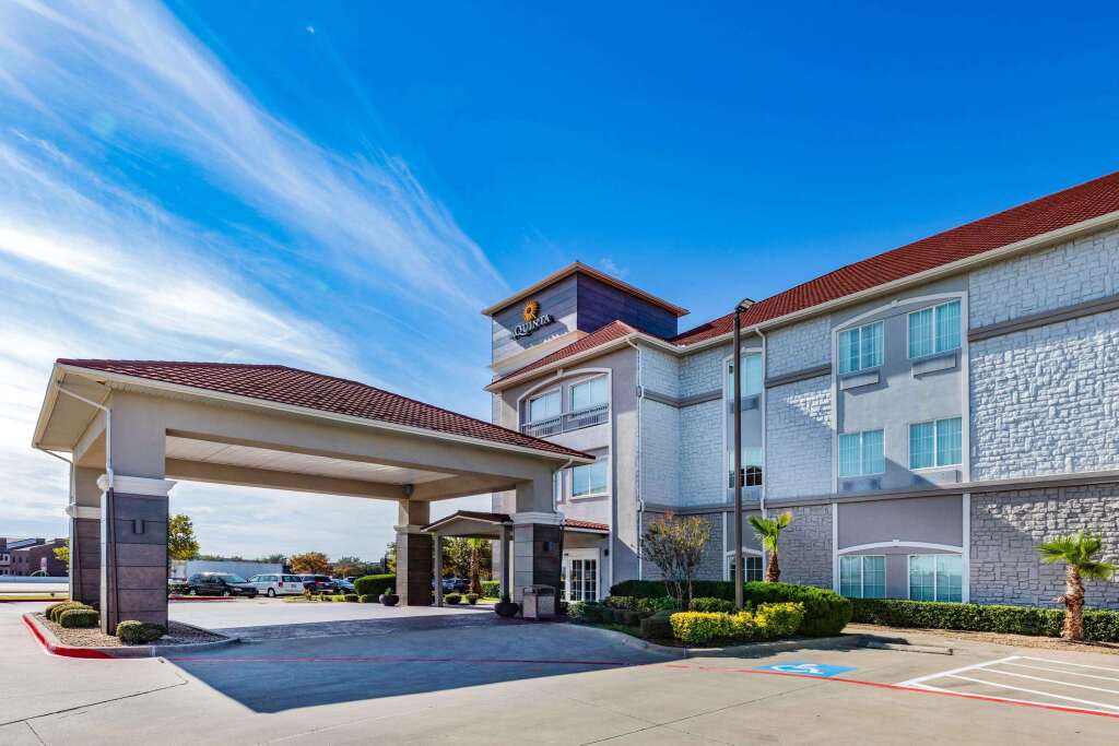 La Quinta Inn & Suites by Wyndham Garland Harbor Point