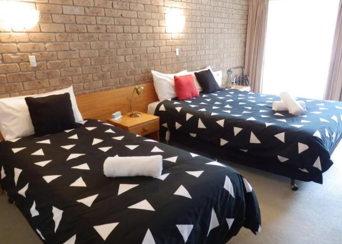 Mountain View Motor Inn & Holiday Lodges