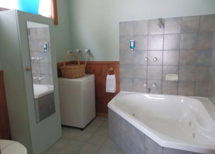 Mountain View Motor Inn & Holiday Lodges