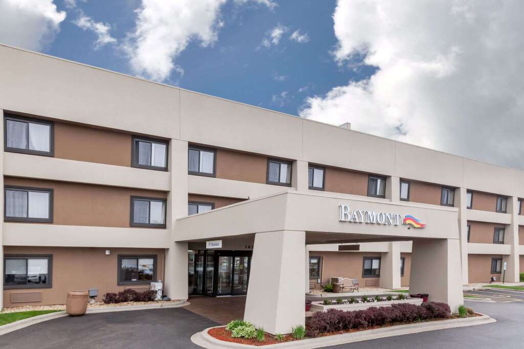 Baymont by Wyndham Glenview