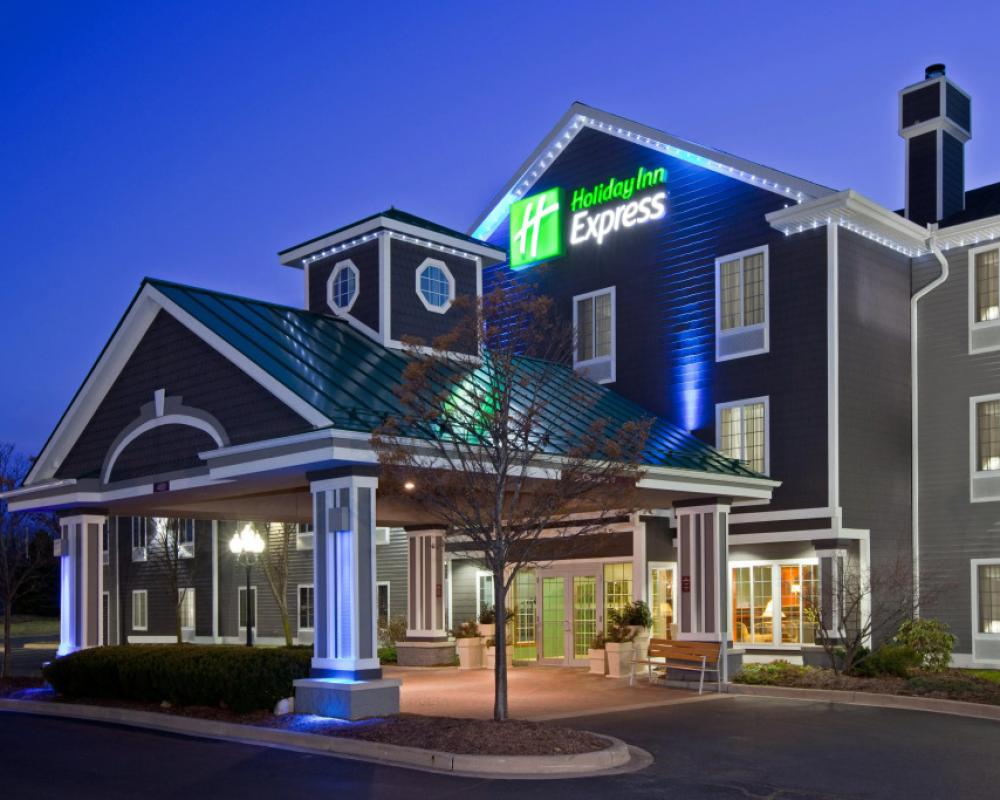 Holiday Inn Express Grand Rapids SW by IHG