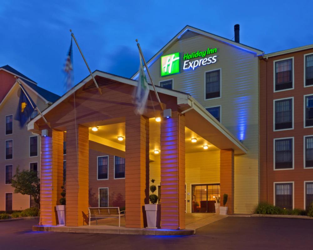 Holiday Inn Express Grants Pass by IHG