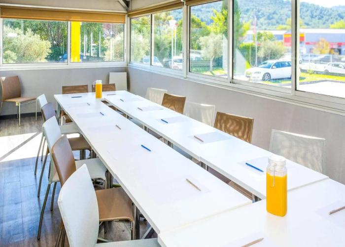 ibis budget Aubagne Les Paluds Agora