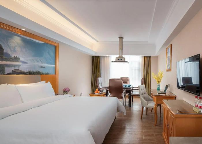 Vienna Hotel Jiangxi Leping Municipal Government