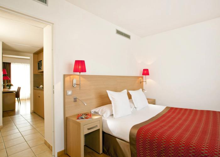 Residhome Aparthotel Paris Evry
