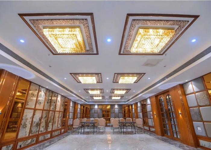 Hotel Pratap Palace