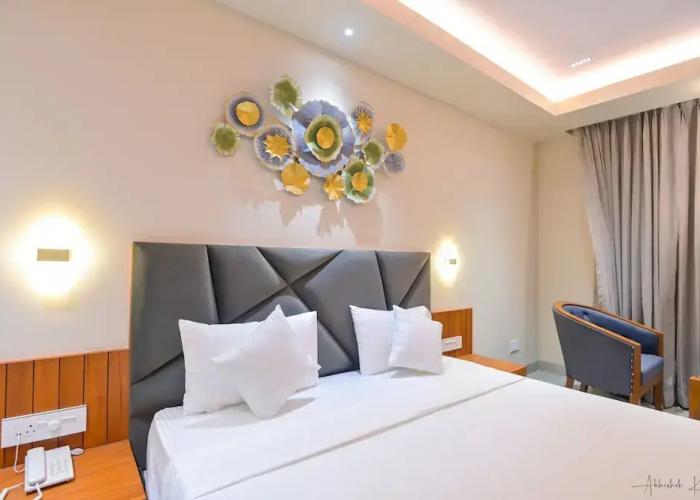 Hotel Pratap Palace
