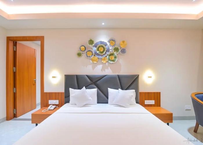 Hotel Pratap Palace