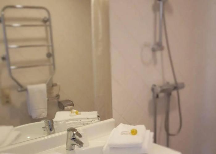 Hamnhotellet Kronan