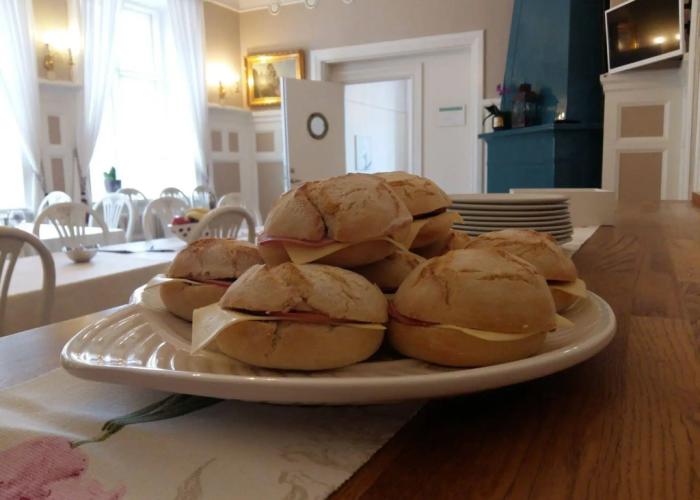 Hamnhotellet Kronan