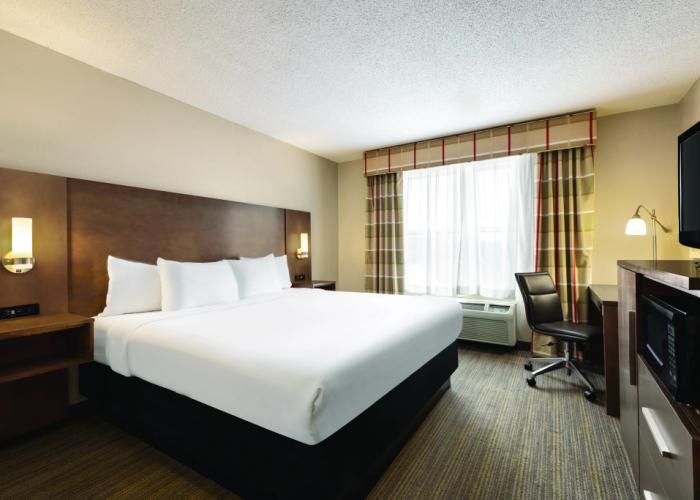Country Inn & Suites by Radisson, Schaumburg, IL