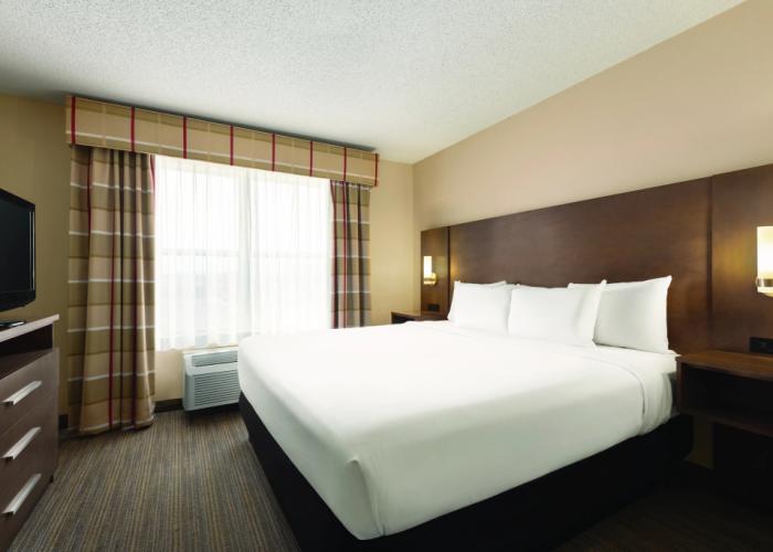 Country Inn & Suites by Radisson, Schaumburg, IL