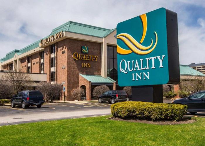 Quality Inn Schaumburg - Chicago near the Mall