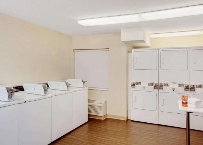 MainStay Suites Chicago Schaumburg