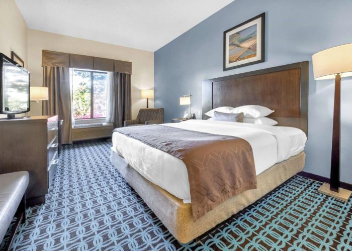 Wingate by Wyndham Chicago Schaumburg