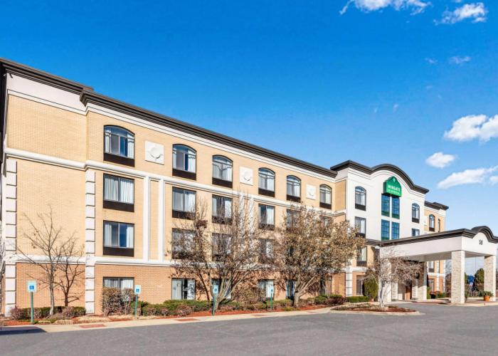 Wingate by Wyndham Chicago Schaumburg