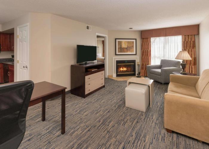 Homewood Suites by Hilton Chicago - Schaumburg