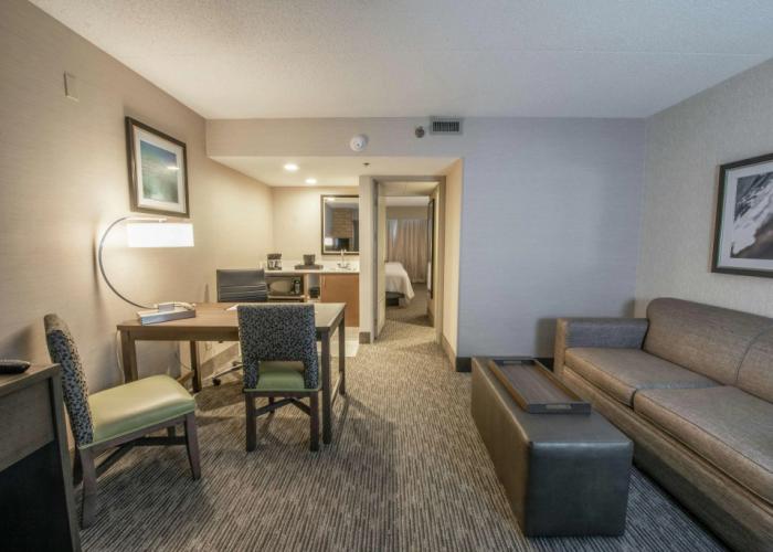 Embassy Suites by Hilton Chicago Schaumburg Woodfield