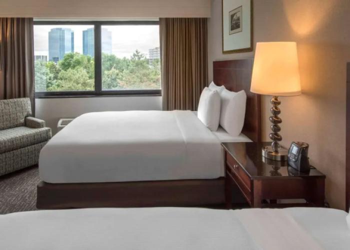 DoubleTree by Hilton Chicago Schaumburg