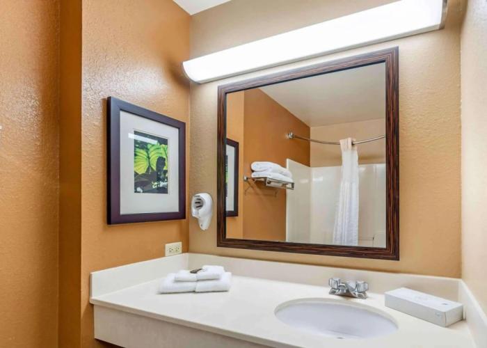 Extended Stay America Suites Chicago Woodfield Mall