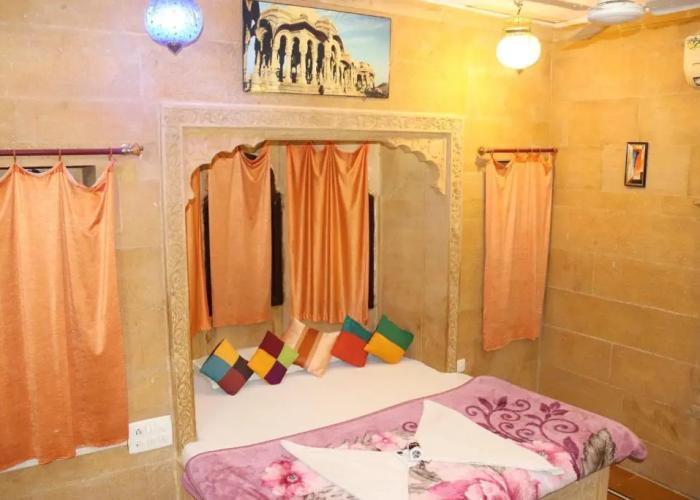 Hotel Pol Haveli