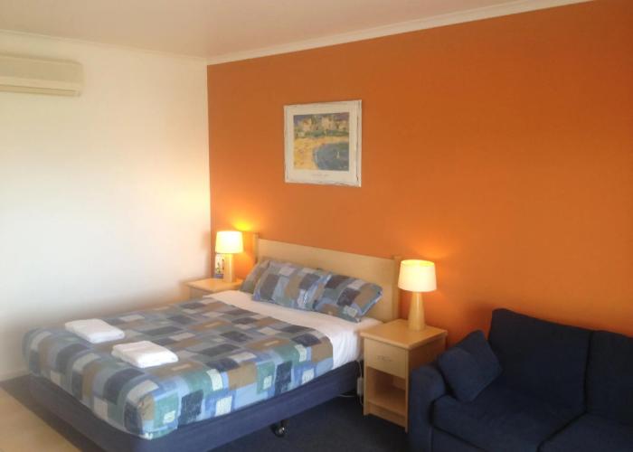 Seaview Motel and Apartments