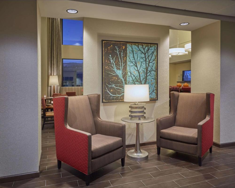 Hampton Inn & Suites Hood River