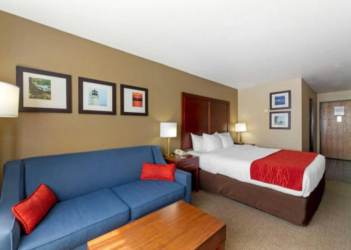 Comfort Inn River's Edge