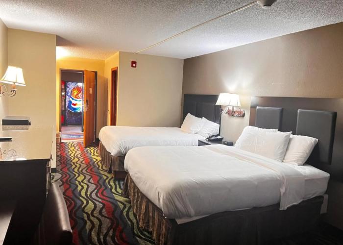 Apple Tree Inn and Suites