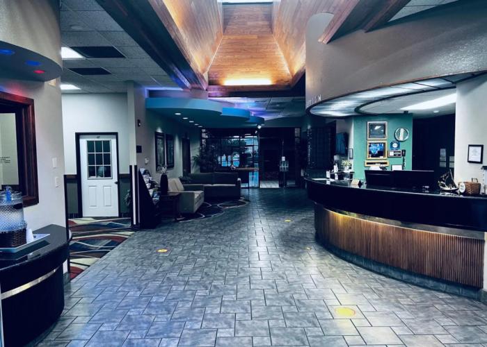 Apple Tree Inn and Suites