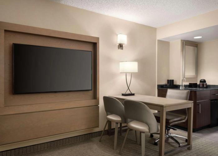 Embassy Suites by Hilton Cleveland Rockside