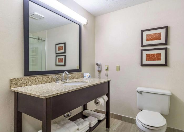 Comfort Inn - Independence