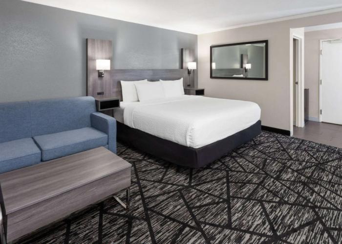 La Quinta Inn by Wyndham Cleveland Independence