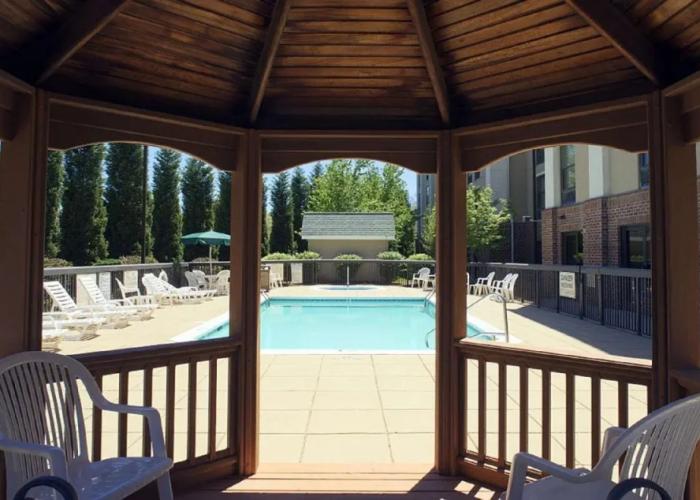 Hampton Inn & Suites Asheville Airport