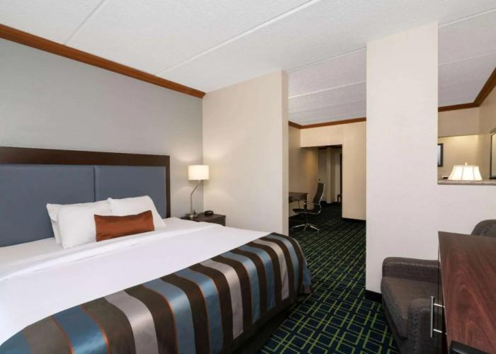 Wingate by Wyndham Fletcher at Asheville Airport